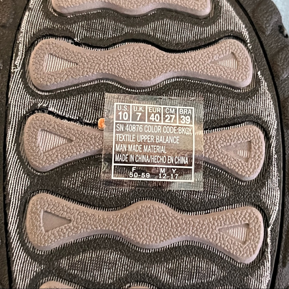 NIB Skechers Reggae “Kooky” Sandals Black Gray White, Size 10, Brand New w/ Tags - Picture 9 of 9